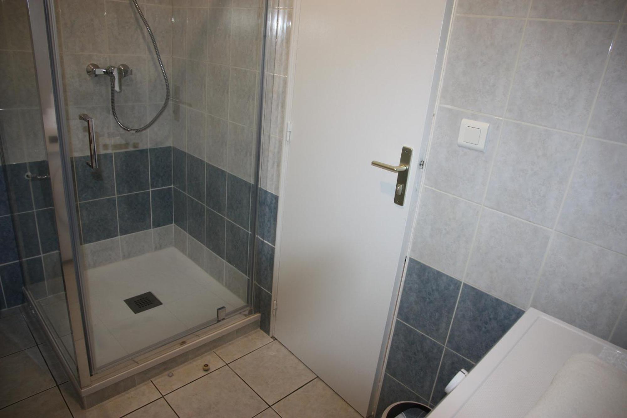 Resid'Spa Loire & Sevre - Appartement Rezé Buitenkant foto